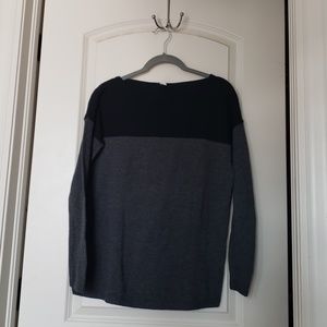 Old navy black and grey sweater